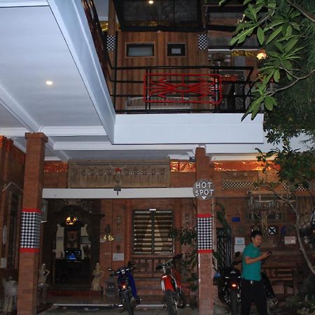 Kota Baru Homestay Jepara Exterior photo