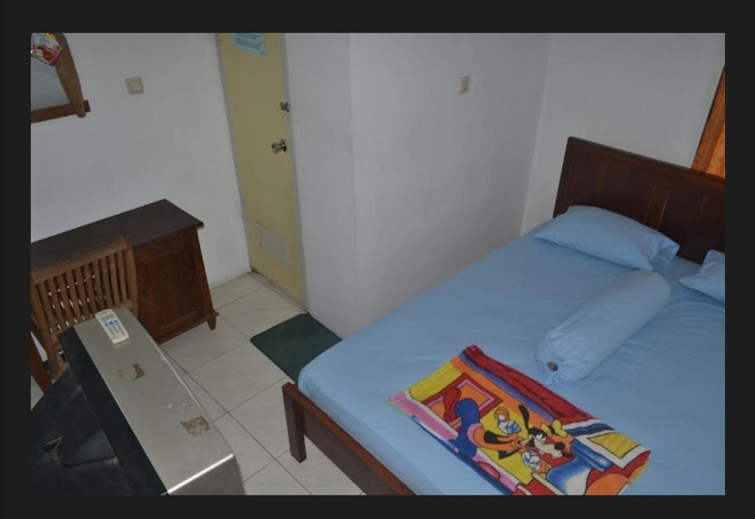 Kota Baru Homestay Jepara Exterior photo
